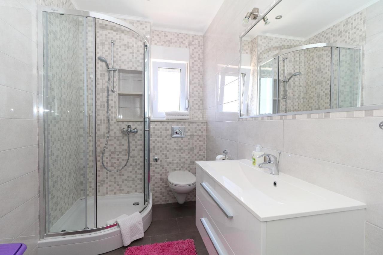 Apartments Pivac ماكارسكا المظهر الخارجي الصورة